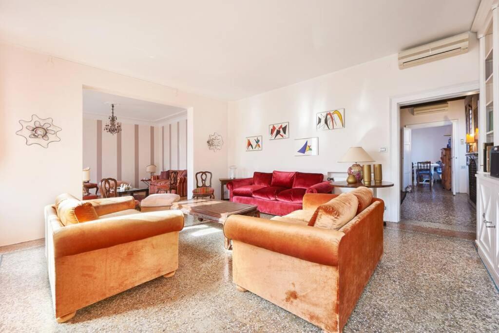 Ca' Fenice, Charming Apartment In San Marco, Sleep 7 Венеция Экстерьер фото